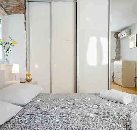 Guesthouse Main Square