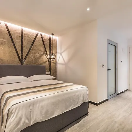 Guesthouse Main Square Gasthof