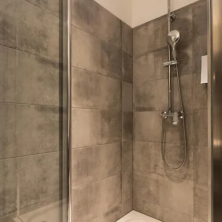 Guesthouse Main Square 4*