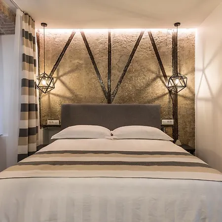 Guesthouse Main Square