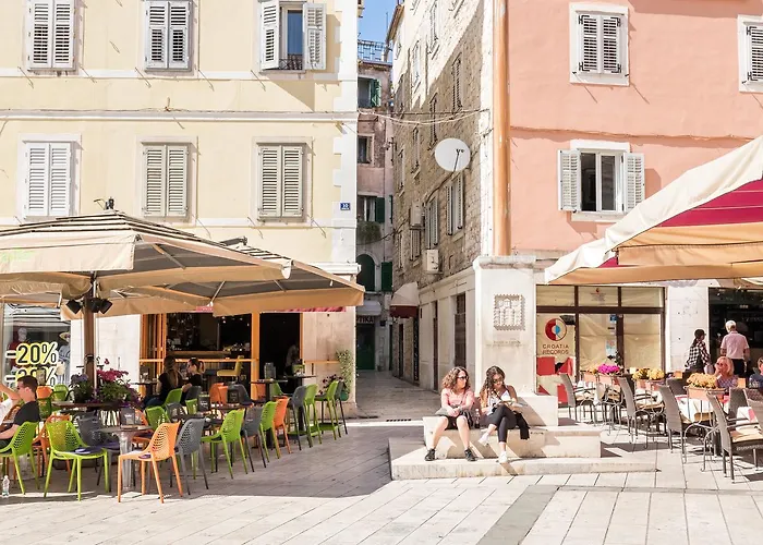 בית הארחה Main Square ספליט